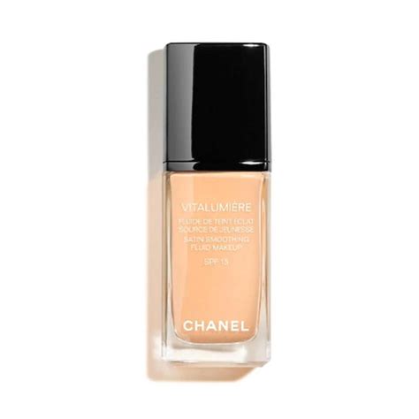 chanel vitalumiere fluide foundation|chanel foundation for mature skin.